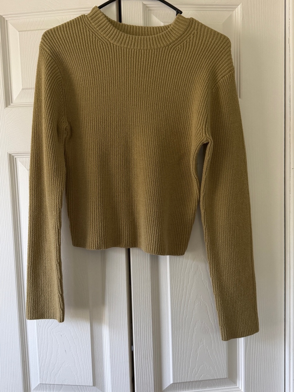 Vince Ribbed Crewneck Sweater in Olive Green